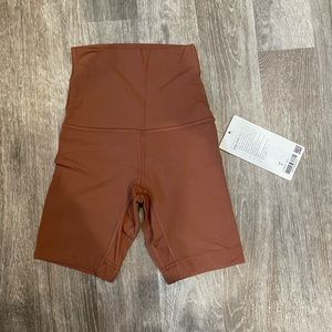 NWT Ancient copper Align SHR Short 6" size 0